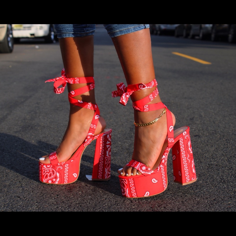 Bandana Tye up chucks heel